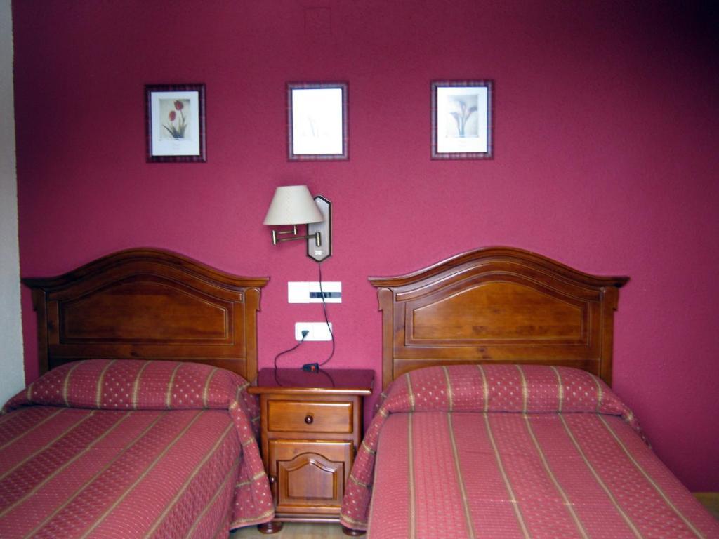 Casa La Abadia Pension Cerler Kamer foto